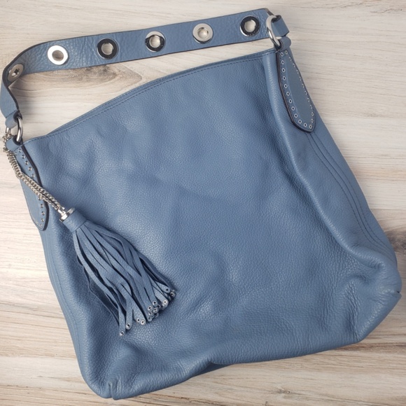 Michael Kors Brooklyn large shoulder bag - beautiful blue periwinkle color - Picture 2 of 6